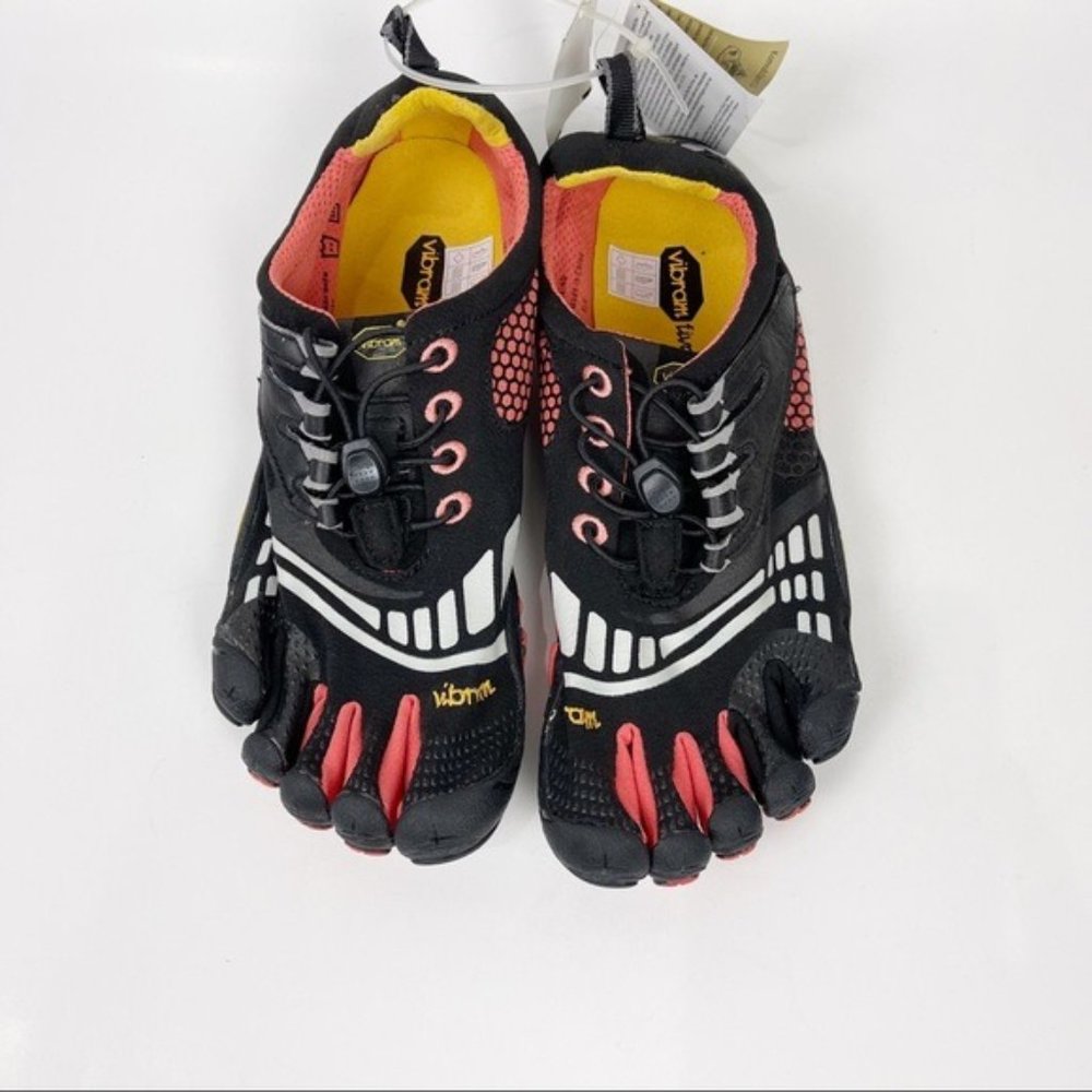 NEW Vibram Five Finger Black Kumodo Multi Sport Barefoot Minimalist Shoes Sz 40